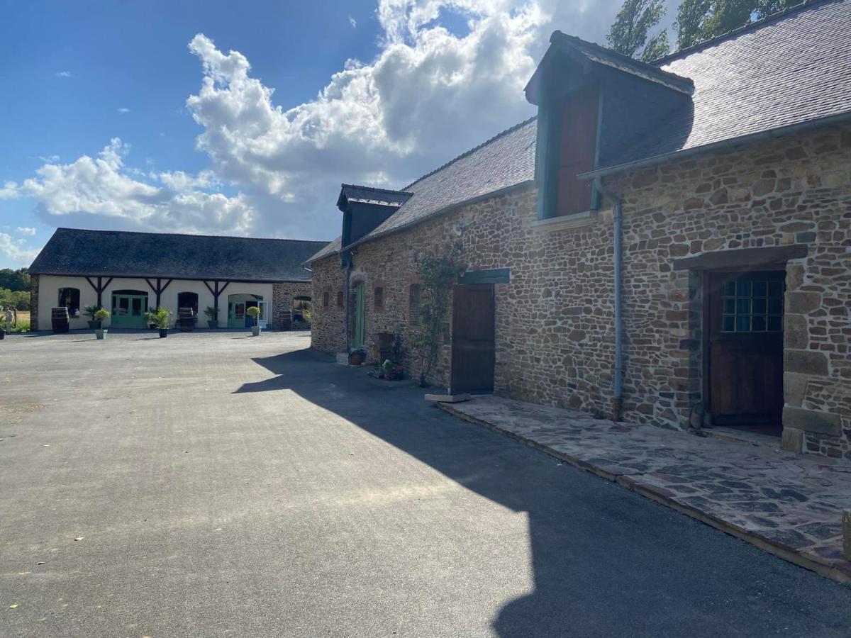 Le Gite De L'Ecurie Forges-la-Foret Bagian luar foto